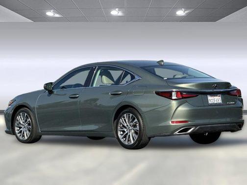 2021 Lexus ES 350 Base