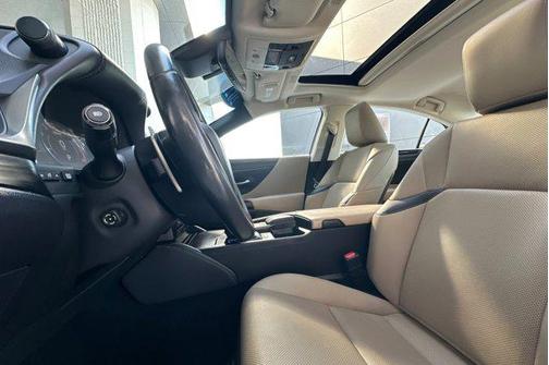 2021 Lexus ES 350 Base