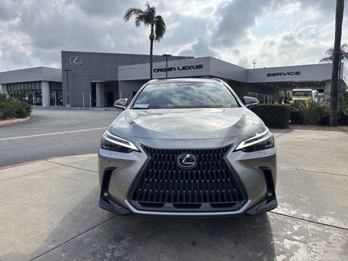 2025 Lexus NX 450h+ Luxury