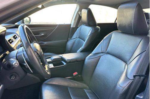 2020 Lexus ES 350 Base