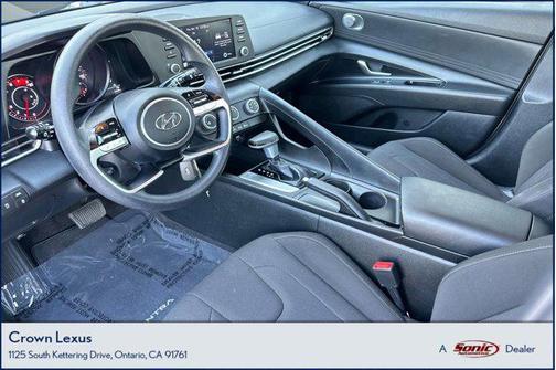 2021 Hyundai ELANTRA SE