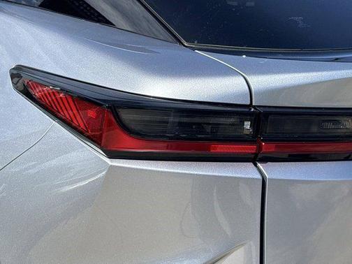 2025 Lexus RZ 300e RZ 300e