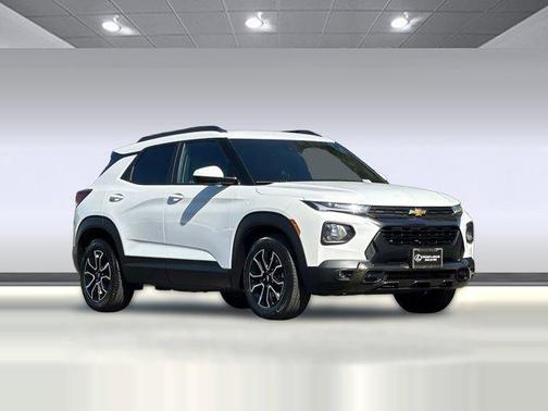 Summit White 2022 Chevrolet Trailblazer ACTIV
