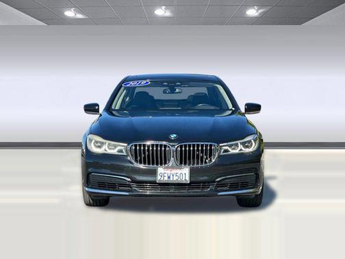 2019 BMW 750 I