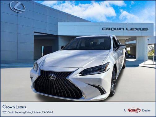 2025 Lexus ES 300h Luxury