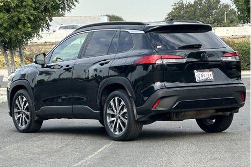 2022 Toyota Corolla Cross XLE