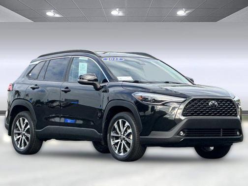 2022 Toyota Corolla Cross XLE