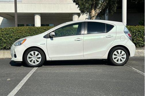 2014 Toyota Prius c Two