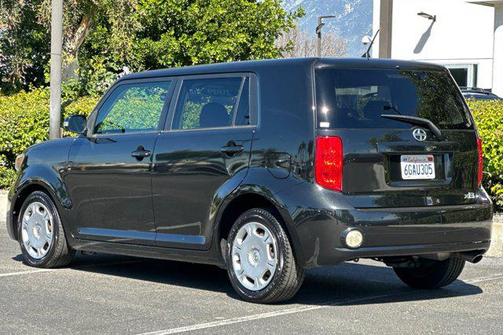 2009 Scion xB Base