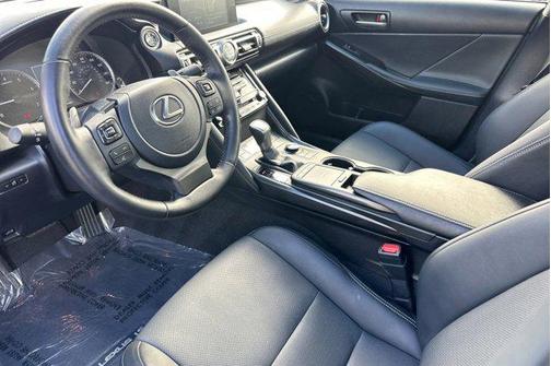 2022 Lexus IS 300 Base