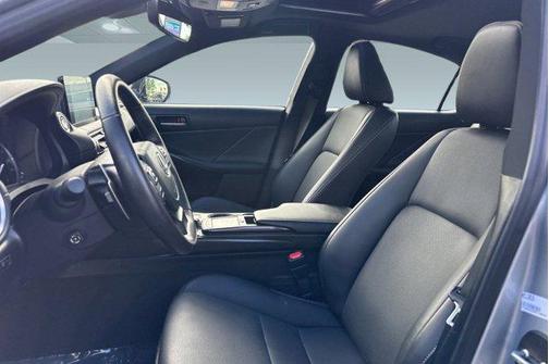 2022 Lexus IS 300 Base