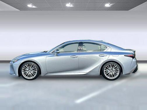 2022 Lexus IS 300 Base