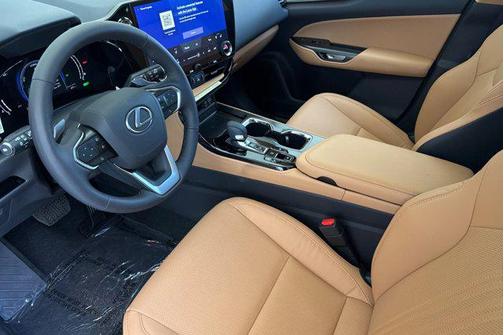 2025 Lexus NX 350h Premium