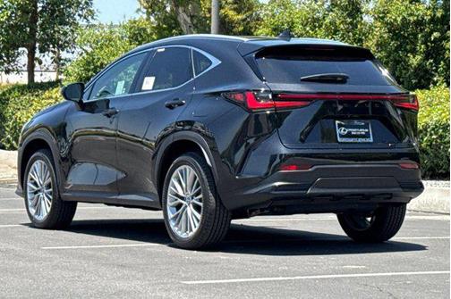 2025 Lexus NX 350h Premium
