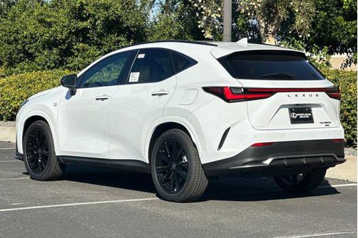 2026 Lexus NX 450h+ F SPORT Handling