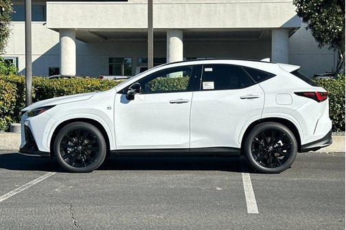 2026 Lexus NX 450h+ F SPORT Handling