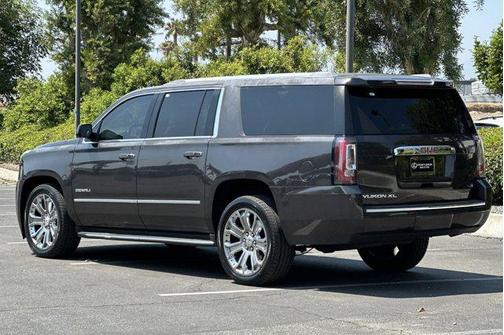 2017 GMC Yukon XL Denali