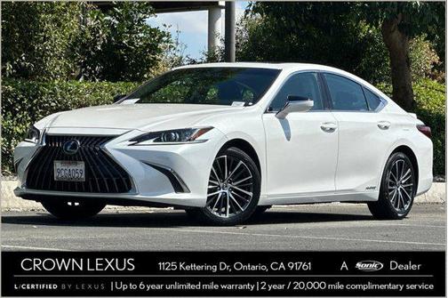 2022 Lexus ES 300h Base