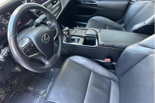 2022 Lexus ES 300h Base