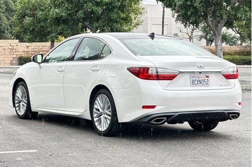 2018 Lexus ES 350 Base