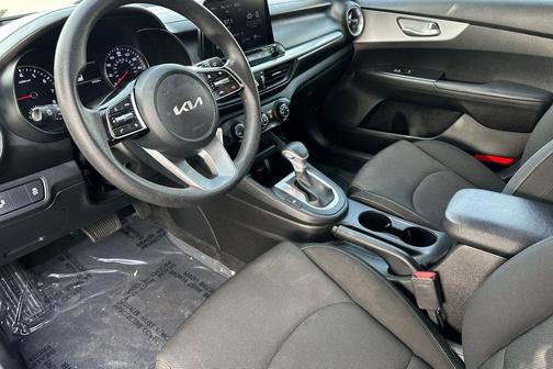 Gravity Gray 2023 Kia Forte LXS