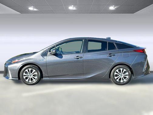 2022 Toyota Prius Prime XLE