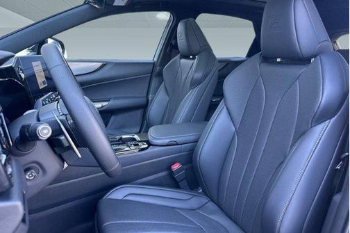 2026 Lexus NX 450h+ NX 450h+ F SPORT Handling