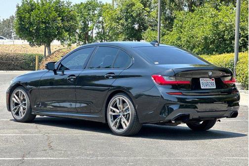 Black Sapphire Metallic 2020 BMW M340 M340i