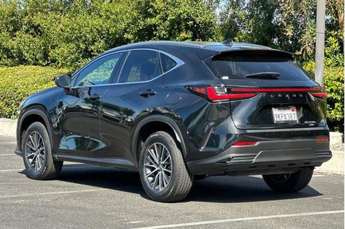 2024 Lexus NX 350h Premium