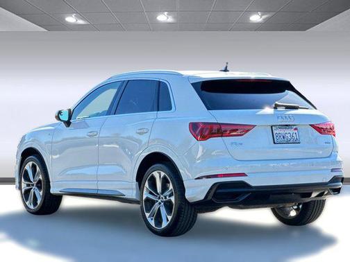 2020 Audi Q3 45 S line Premium Plus