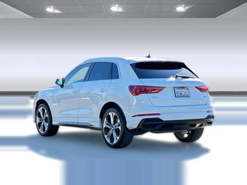 2020 Audi Q3 45 S line Premium Plus