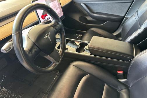 Red Multi-Coat 2018 Tesla Model 3 Long Range