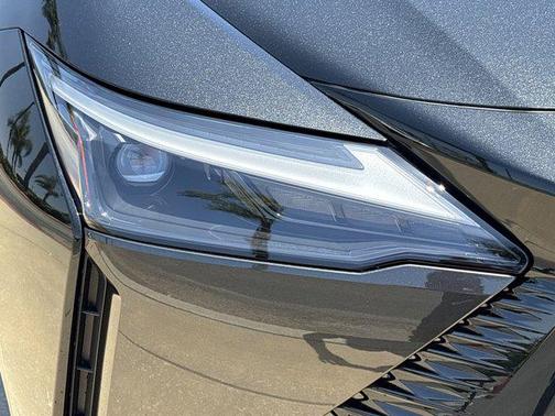 2025 Lexus RZ 300e RZ 300e