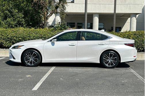 2024 Lexus ES 350 Base