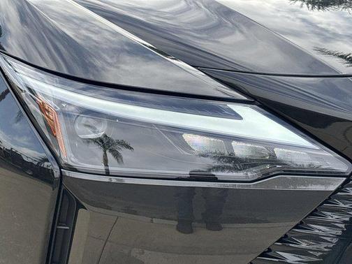 2025 Lexus RZ 300e RZ 300e