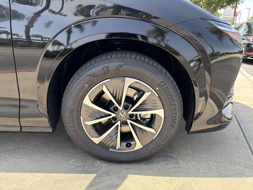 2025 Lexus RZ 300e RZ 300e