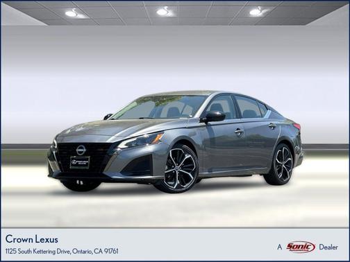Gun Metallic 2024 Nissan Altima SR FWD