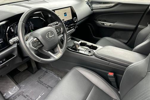 Caviar 2025 Lexus NX 350h Premium