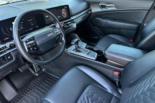 Wolf Gray/Black Roof 2026 Kia Sportage S