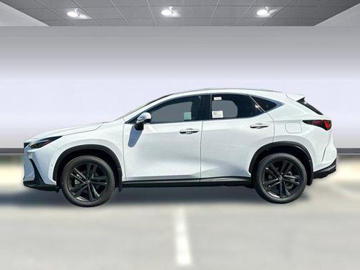 2026 Lexus NX 450h+ Luxury