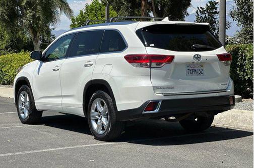 2017 Toyota Highlander Limited