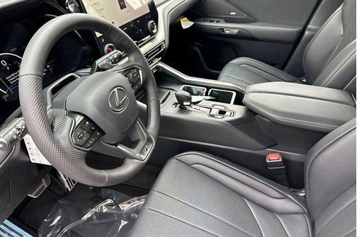 2026 Lexus TX 500h F SPORT Premium