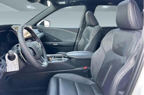 Wind Chill Pearl 2026 Lexus TX 350 Luxury