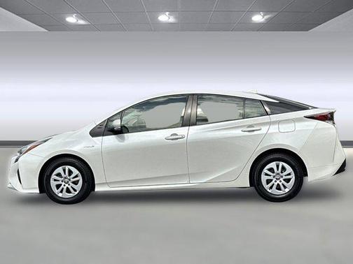 2018 Toyota Prius One