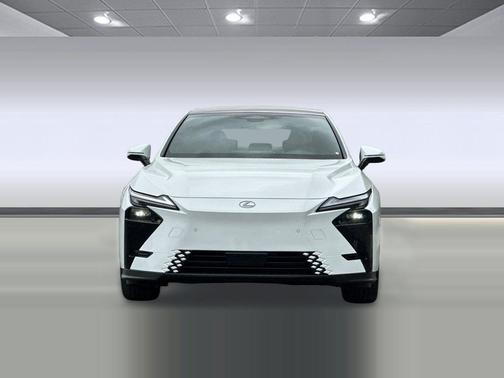 Ultra White 2026 Lexus ES 350e Premium