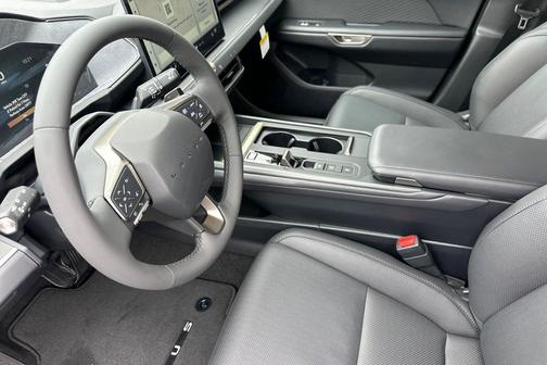 Ultra White 2026 Lexus ES 350e Premium