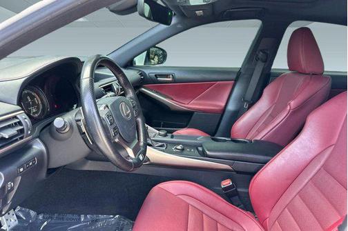 2018 Lexus IS 300 Base