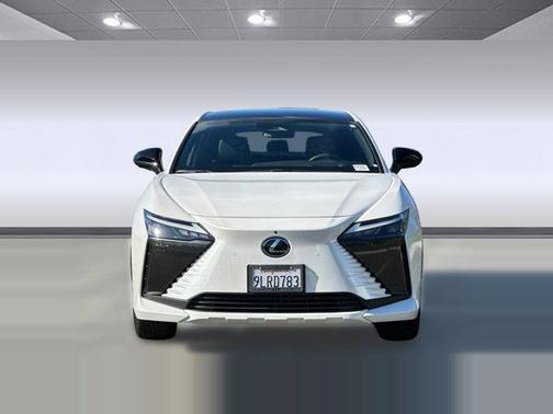 2023 Lexus RZ 450e Luxury