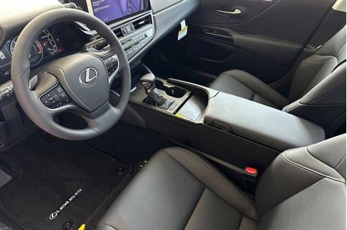 2025 Lexus ES 350 Base