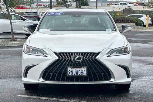 2024 Lexus ES 300h Base